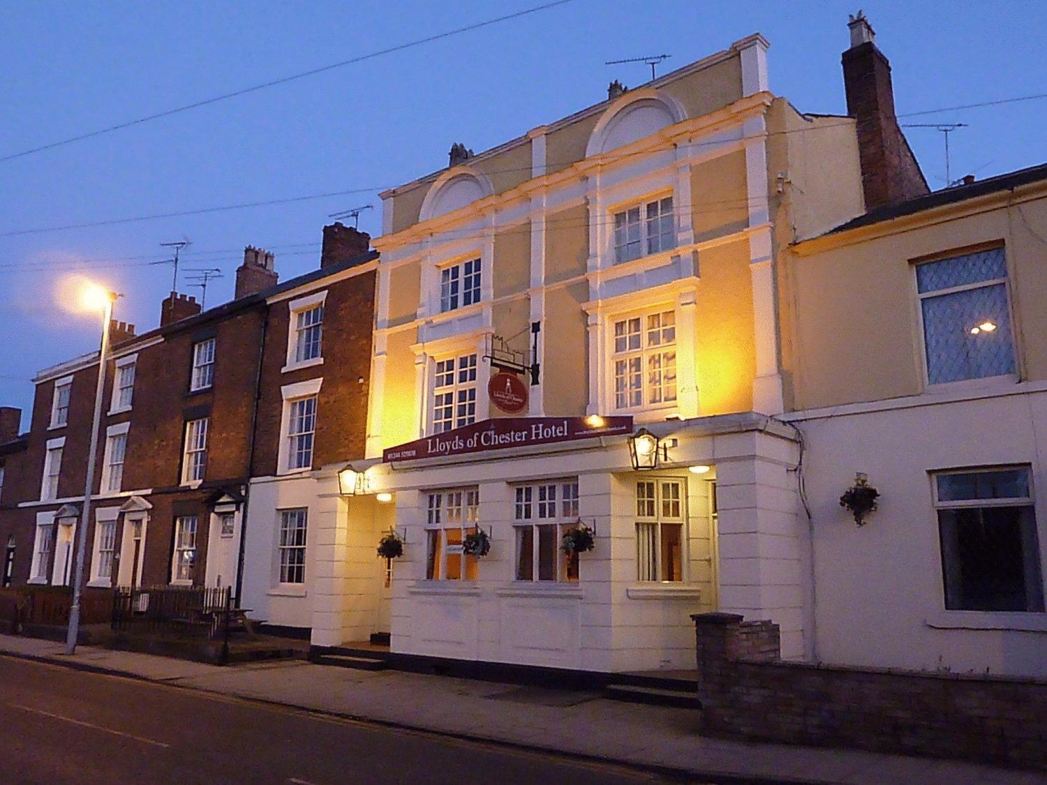 Lloyds Of Chester Exterior foto